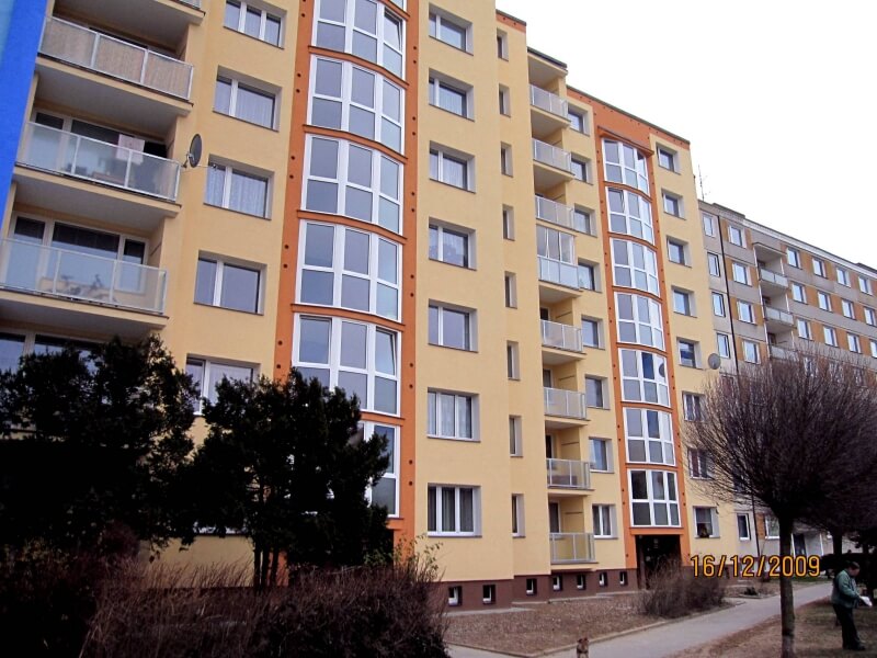 Kompletní revitalizace panelového domu Kaznějovská 31, 33 Plzeň